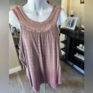 Gimmicks chic tank